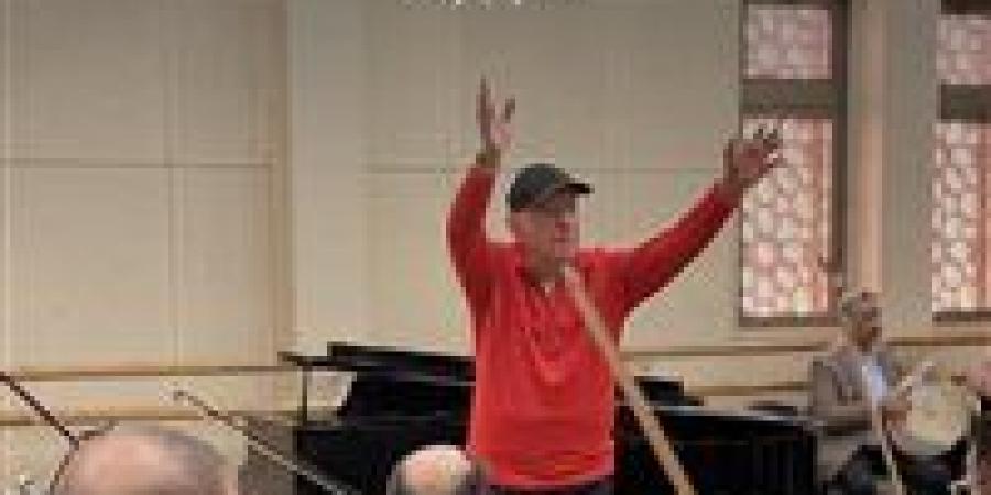 ليلة موسيقية مميزة.. كواليس استعداد عمر خيرت لـ حفله بدار الأوبرا| صور