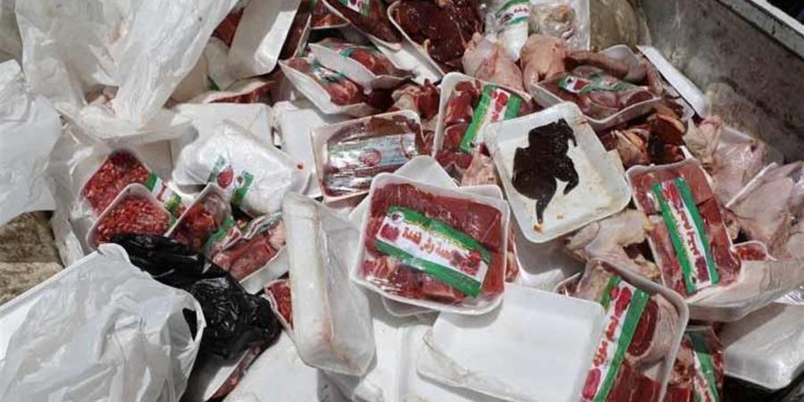 ضبط أغذية فاسدة وإعدام مئات الكيلوجرامات.. حملات مكثفة لسلامة الغذاء بأسواق الإسماعيلية