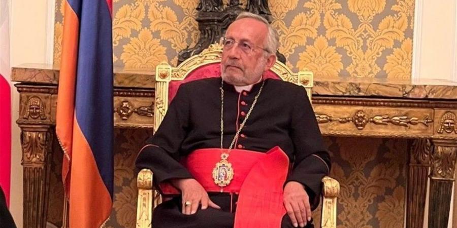 بطريرك الأرمن في رسالة الفصح: القيامة تمثل انتصارًا على الموت