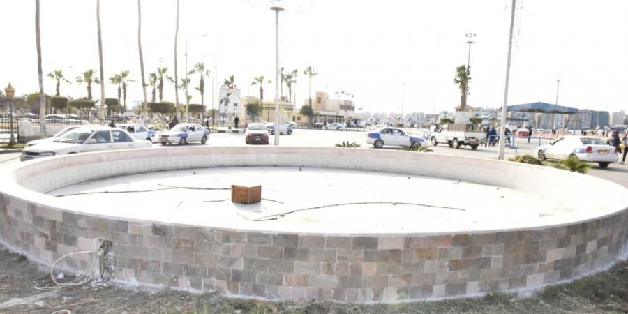 محافظ بورسعيد يتابع تطوير ميدان المعدية ببورفؤاد لتعزيز المظهر الحضاري