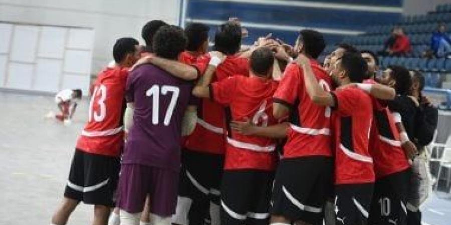 منتخب الصالات يخوض تدريباته استعداداً لمواجهة الجزائر ودياً