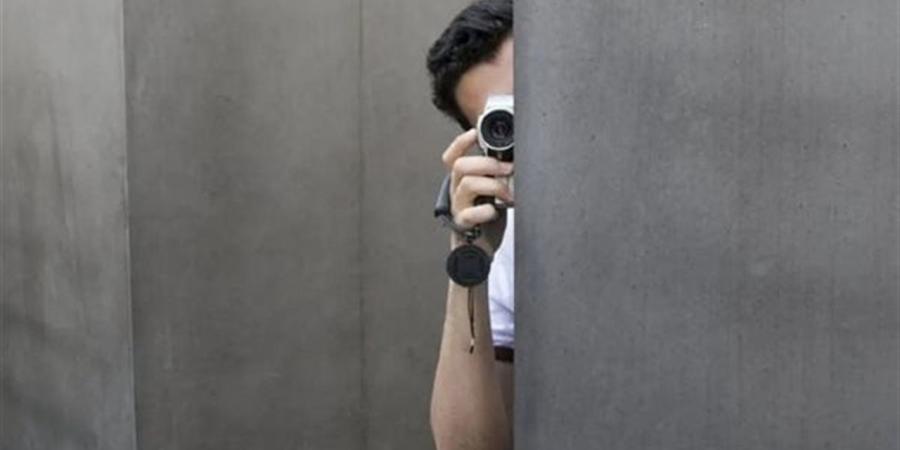 عقوبة تصوير الأشخاص دون إذن ونشر الصور