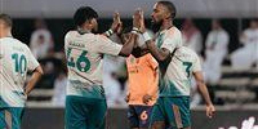 ألفيحاء ضد الأهلي.. انطلاق الشوط الثاني من مباراة الأهلي والفيحاء في دوري روشن السعودي