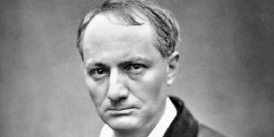 شارل بودلير فى ذكرى ميلاده.. هل تمت محاكمة الشاعر الفرنسى بسبب قصيدة؟