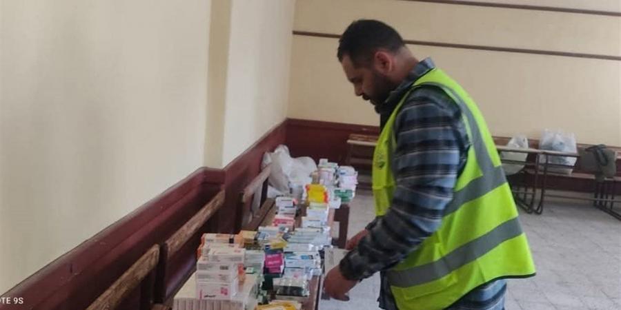 عضو بالتحالف الوطني تشارك في قافلة "إيد واحدة" الشاملة ببورسعيد