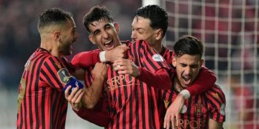 صافرة مصرية تدير مواجهة اتحاد العاصمة ضد أولمبيك آسفي في نصف نهائي الكونفدرالية