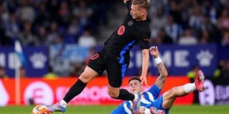 برشلونة ضد إسبانيول.. فليك يعلن قائمة البارسا لمواجهة الليلة