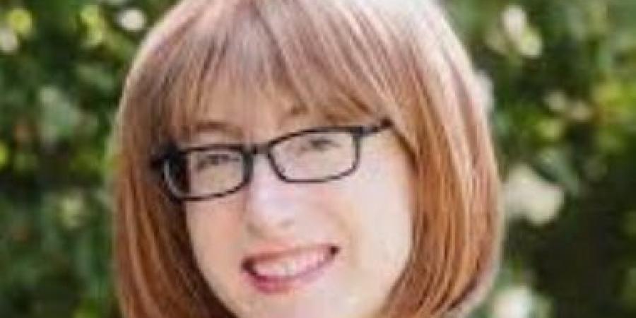 كاتبات الأسماء المستعارة.. مؤلفة رواية "الخادمة" تكشف عن هويتها