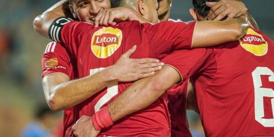 75 دقيقة.. الأهلي 1-1 سموحة.. تغييرات هجومية للأحمر وغياب الفاعلية الهجومية.. صور