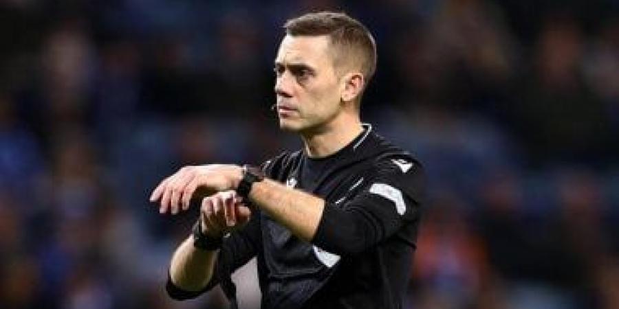 كليمان توربان حكمًا لقمة أتلتيكو مدريد ضد برشلونة فى دوري أبطال أوروبا