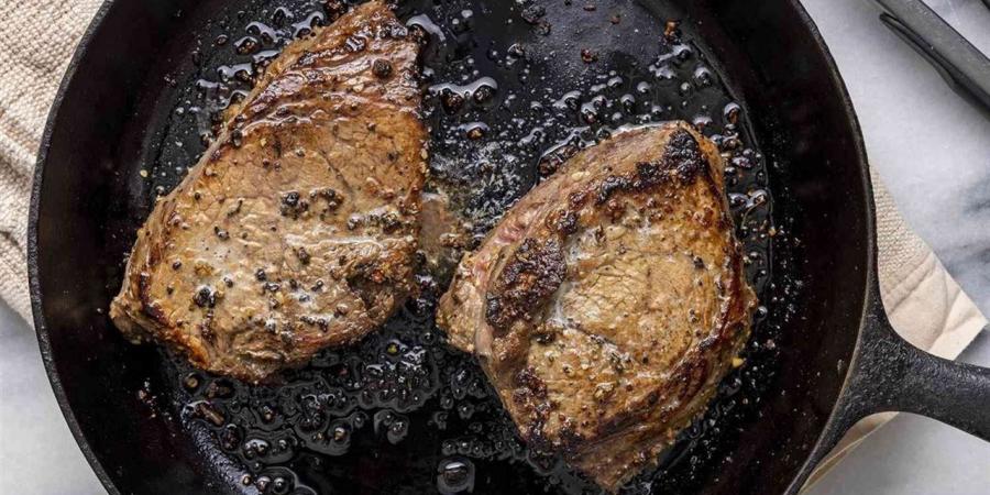 الأكل في وقت متأخر.. تأثيره الحقيقي على الجسم والوزن