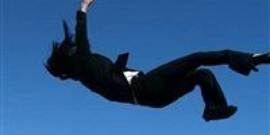 «قفزة النهاية».. تفاصيل إنهاء طبيبة حياتها من الطابق الثامن بالنزهة