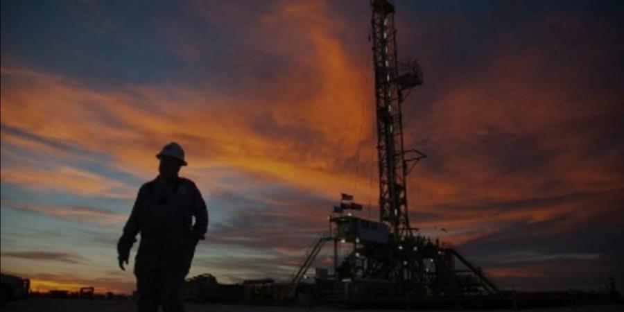 140 مليون برميل في 30 يومًا.. واشنطن تغلق نافذة الإعفاء النفطي