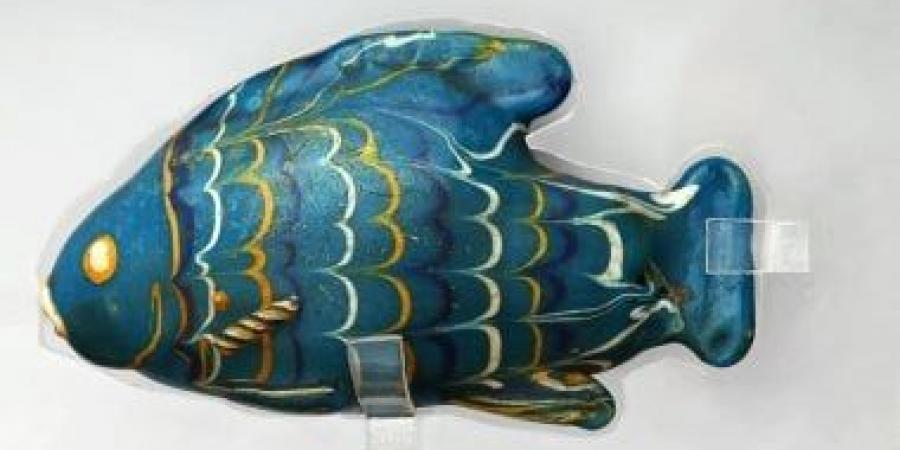 مقتنيات المتحف المصري.. وعاء على شكل سمكة