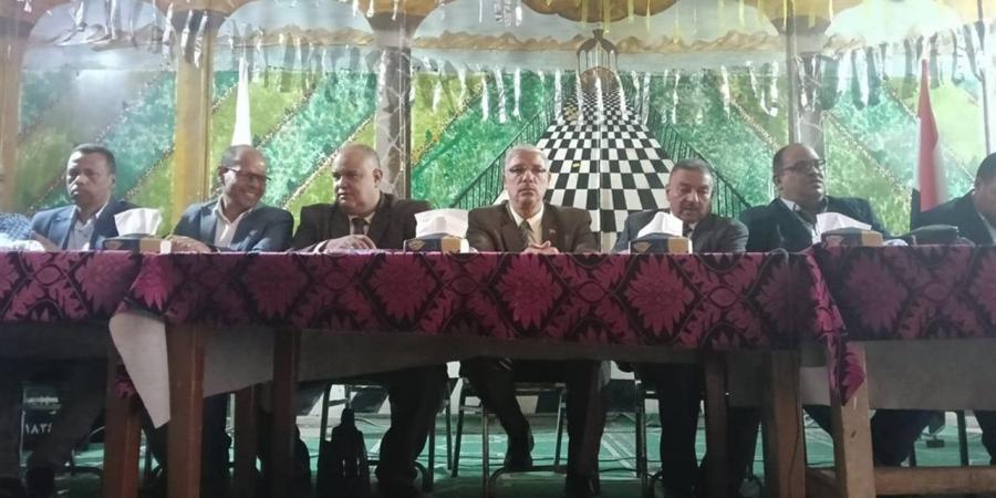 تكريم أبطال التكنولوجيا بقنا.. تسليم 46 شهادة في البرمجة والذكاء الاصطناعي لطلاب أولى ثانوي