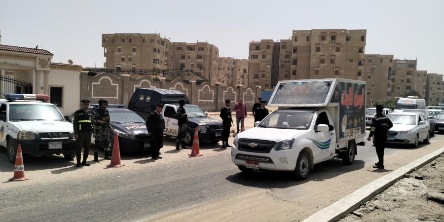 مدير أمن الفيوم يقود حملات يومية.. وحملة أمنية مكبرة بمنطقة دمو تُحكم السيطرة وتضرب الخارجين عن القانون