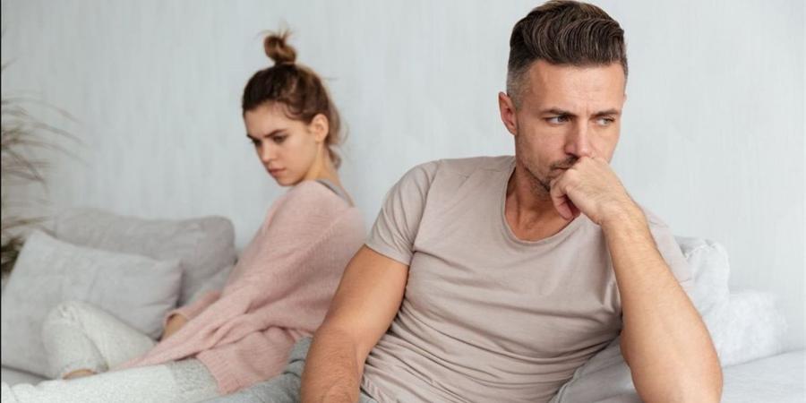 لايف كوتش: النصيحة في العلاقات الزوجية لا تعني "تدخلًا طبيًا"