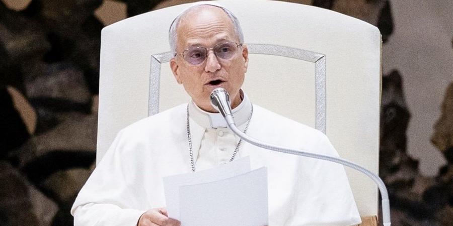 بابا الفاتيكان: إنفاق المليارات على الحروب يدمر العالم