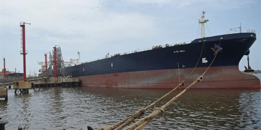 قرار أمريكي جديد بشأن العقوبات المفروضة على النفط الروسي