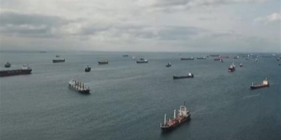 إيران تتراجع عن إعادة فتح مضيق هرمز وتعيد فرض القيود