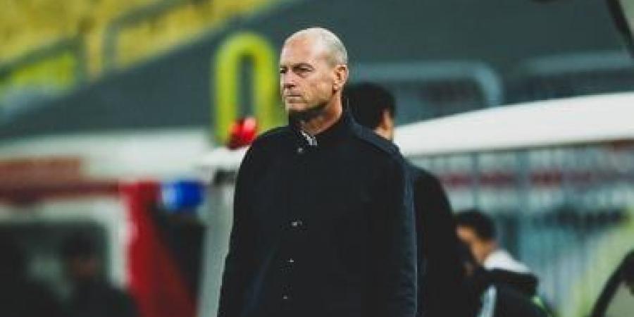 توروب يبحث مع معاونيه "صداع" الهجوم أمام بيراميدز في الدوري