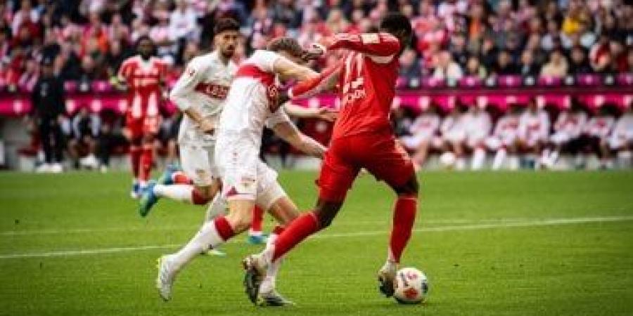 البايرن ضد شتوتجارت.. البافارى يتقدم بثلاثية ويقترب من حسم الدورى الألمانى