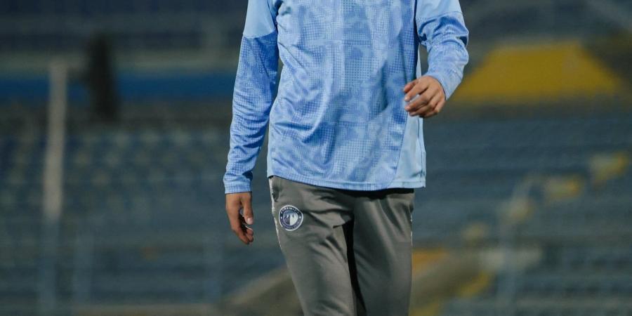 لاعبو بيراميدز يستعينون بالمياه لتخفيف الضغط قبل مواجهة الزمالك.. صور