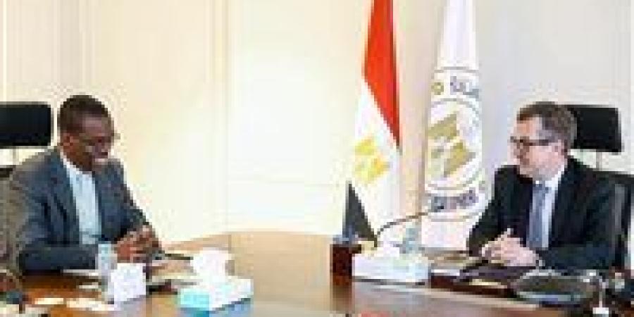وزير التخطيط يبحث مع ممثلي البنك الإفريقي للتنمية سبل تعزيز التعاون لدفع مجالات التنمية الاقتصادية