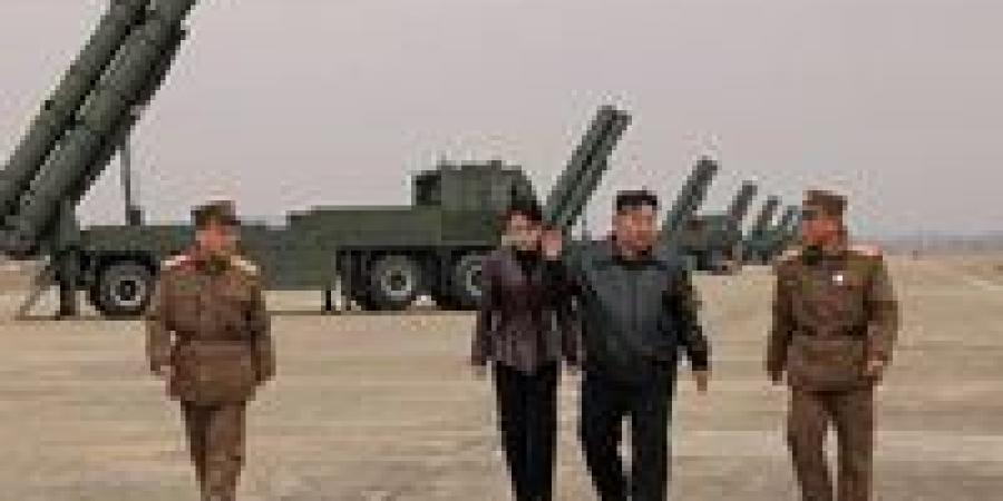 «استراتيجية الرؤوس العنقودية».. رسائل كيم النووية لواشنطن من بريد الشرق الأوسط