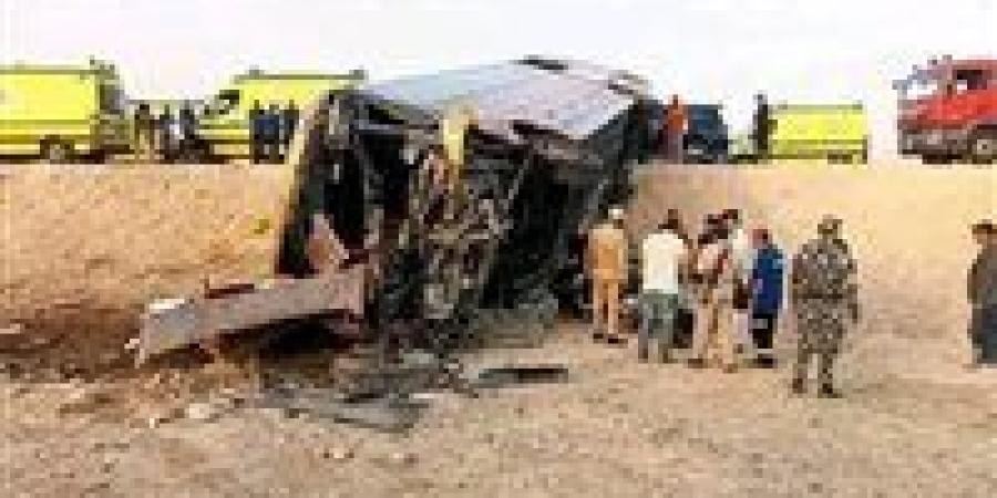 مصرع 3 أشخاص في حادث تصادم مروع بالمنيا