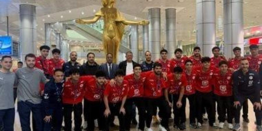 خالد فتحى يستقبل أبطال برونزية البحر المتوسط لكرة اليد