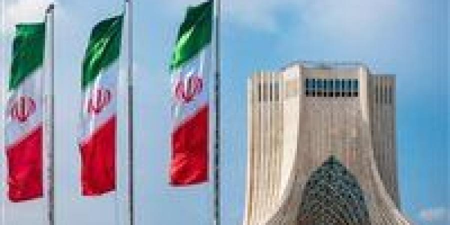 إيران تعلن اعتقال مئات الجواسيس والعملاء وضبط آلاف الأسلحة