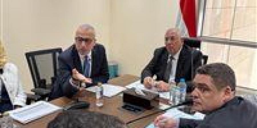 لجنة الزراعة بالنواب تبحث تعظيم دور البنك الزراعي لدعم الفلاح وتعزيز الأمن الغذائي