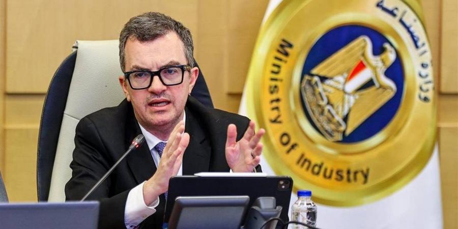 وزير التخطيط: الأزمات العالمية تفرض تحديات وتفتح فرصًا جديدة للاقتصاد المصري