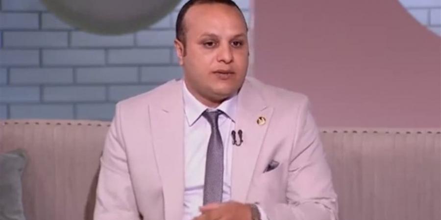 كيف تحفز أبناءك على المذاكرة؟.. خبير تربوي يكشف عن أخطاء شائعة