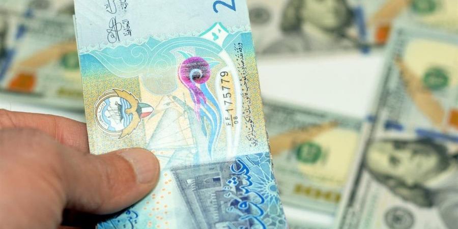 سعر الدينار الكويتي اليوم الخميس 23-4-2026 أمام الجنيه في ختام التعاملات