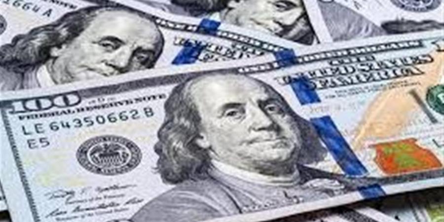 سعر الدولار اليوم في البنوك وشركات الصرافة بمصر الجمعة