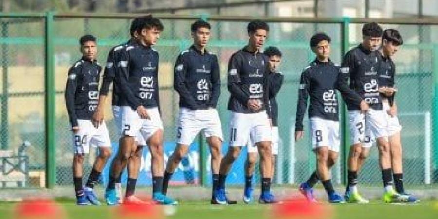 بعثة منتخب الناشئين برئاسة وليد درويش تطير إلى المغرب في 10 مايو المقبل