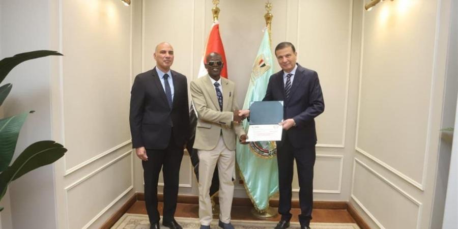 وزير الزراعة يؤكد: خبرات مصر المائية والزراعية في خدمة التنمية بالقارة السمراء