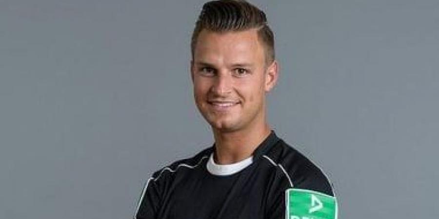 طاقم حكام ألمانى بقيادة شلاجر يصل القاهرة خلال ساعات لإدارة مباراة الأهلى وبيراميدز