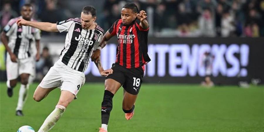 يوفنتوس يتحدى ميلان في قمة الدوري الإيطالي