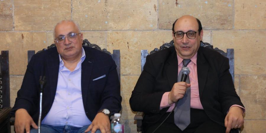 نقاد فى مناقشة سردية حكايات وفاء لمحمد عبد السلام أبو خزيم يوصون بتحويلها لعمل درامى