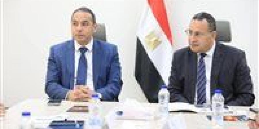 تعزيز الثقافة المالية لطلاب الجامعات.. وزير التعليم العالي يبحث التعاون مع الرقابة المالية لفتح آفاق الاستثمار