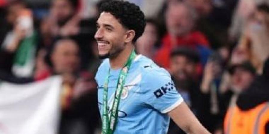 أستون فيلا ينافس ليفربول على ضم عمر مرموش فى انتقالات الصيف