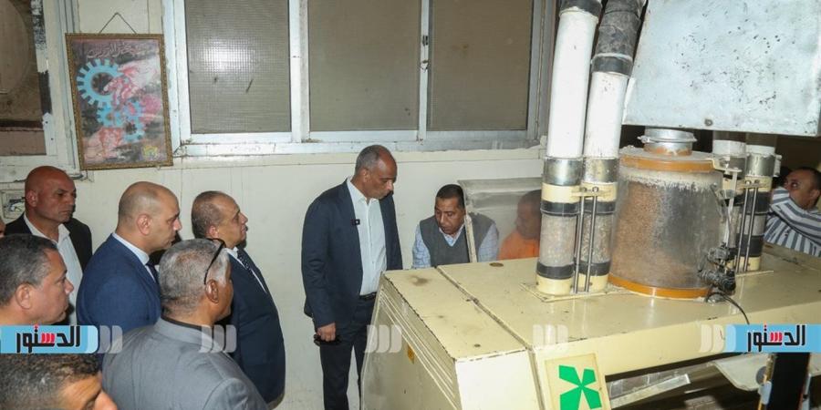 محافظ كفرالشيخ يتفقد مطحن سلندرات لإنتاج الدقيق التمويني