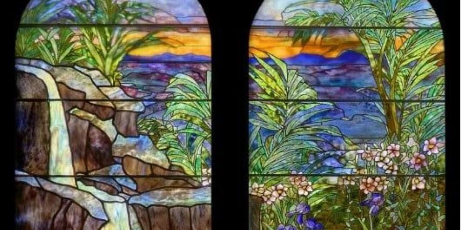 نافذة تعود للقرن الـ 19 تباع بمليوني دولار فى مزاد عالمى