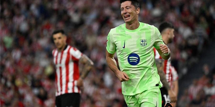 يوفنتوس يتحرك لضم ليفاندوفسكي.. وبرشلونة يترقب قرار مهاجمه المخضرم