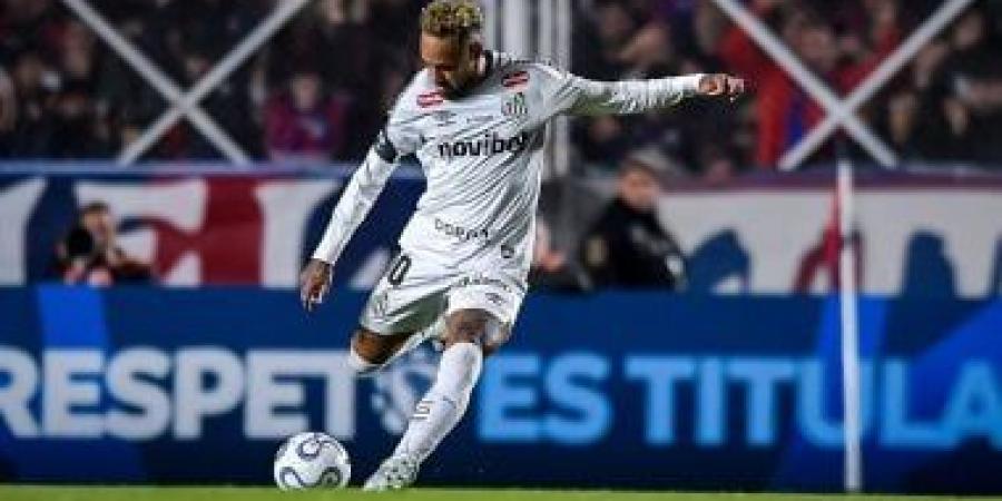 نيمار يشارك فى تعادل مثير بين سان لورينزو ضد سانتوس (فيديو)