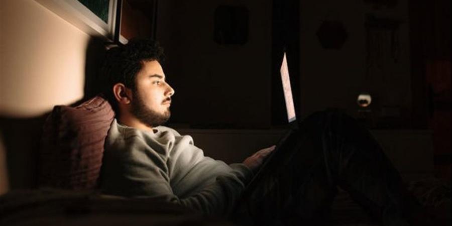 أضرار السهر على الصحة النفسية والجسدية