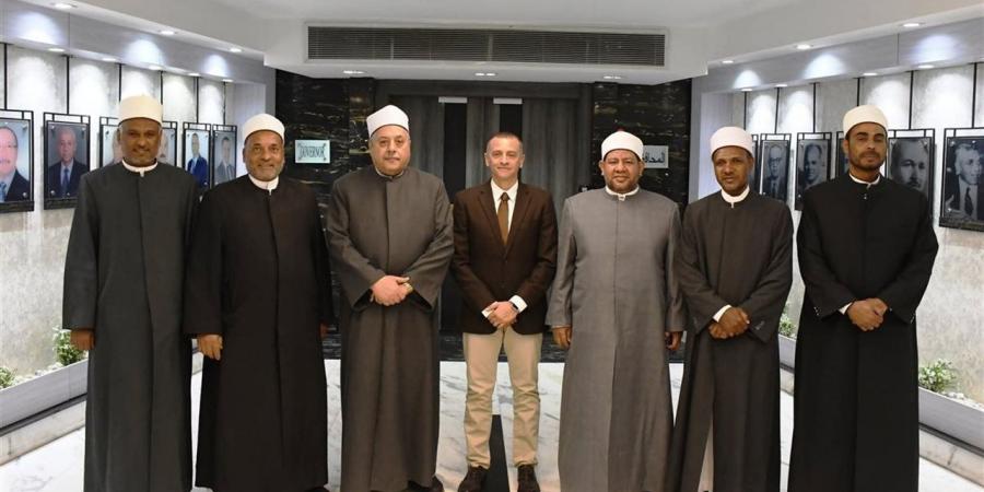 "عبدالغني": الأزهر لا يدخر جهدًا في دعم الطلاب والمعلمين